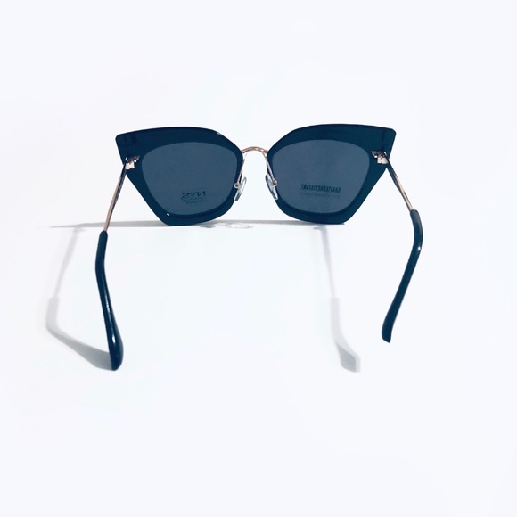 🛑SOLD🛑 - Picture 5 of 7